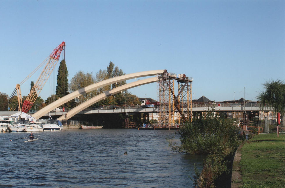Walton+Bridge+Oct+2012+001.jpg