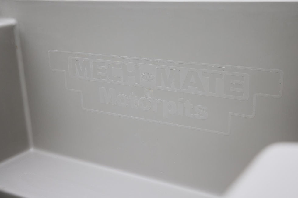 FIRST PIC top Motorpit 34 (Copy).jpg