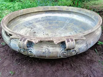 Big uruli for cooking