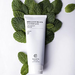 Liz's 5 favorite beauty products for Spring.