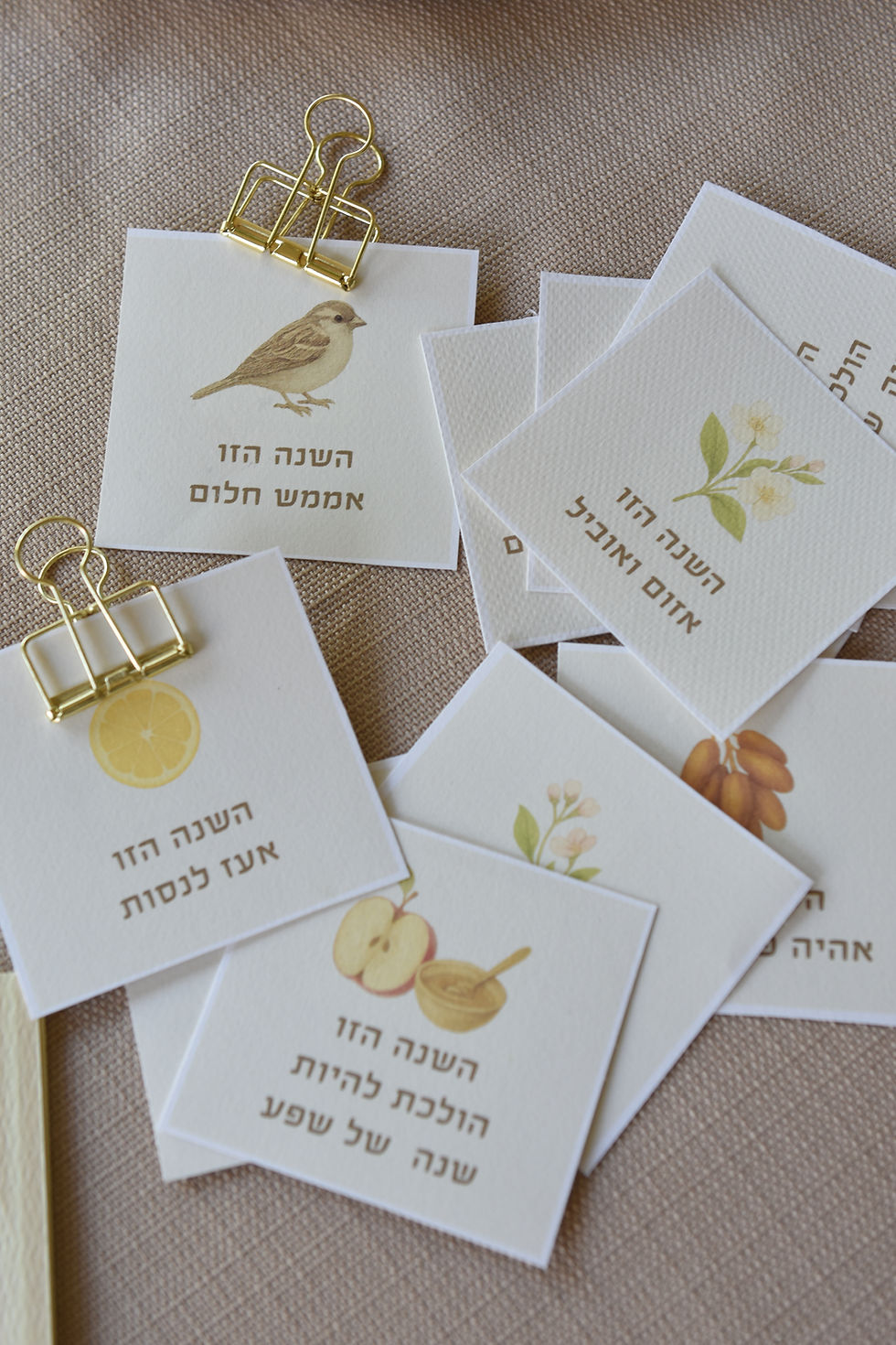 תמונה ממוזערת: עיצוב שולחן ראש השנה להדפסה-טבע ישראליי
