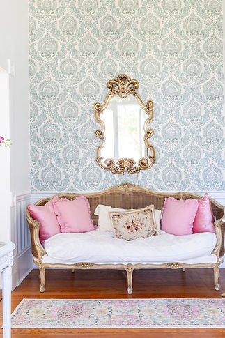 Pink_Peacock_sitting_area.jpg