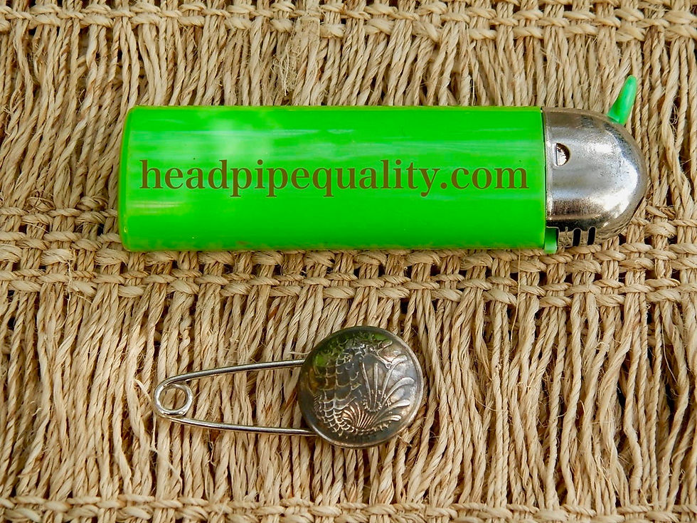 サムネイル： ＃B61  Singapura Coin Brooch