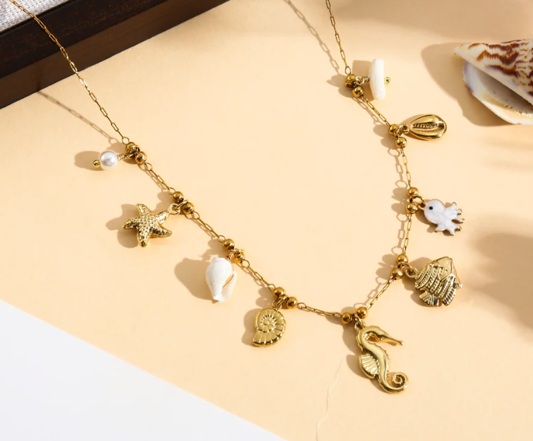 Miniature : ✨ Collier Doré Pendentifs Marins & Poulpe Nacré