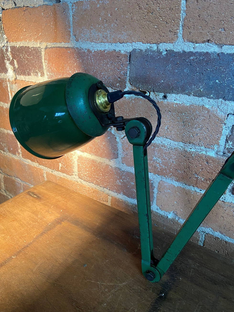 Thumbnail: Vintage EDL Machinist Lamp