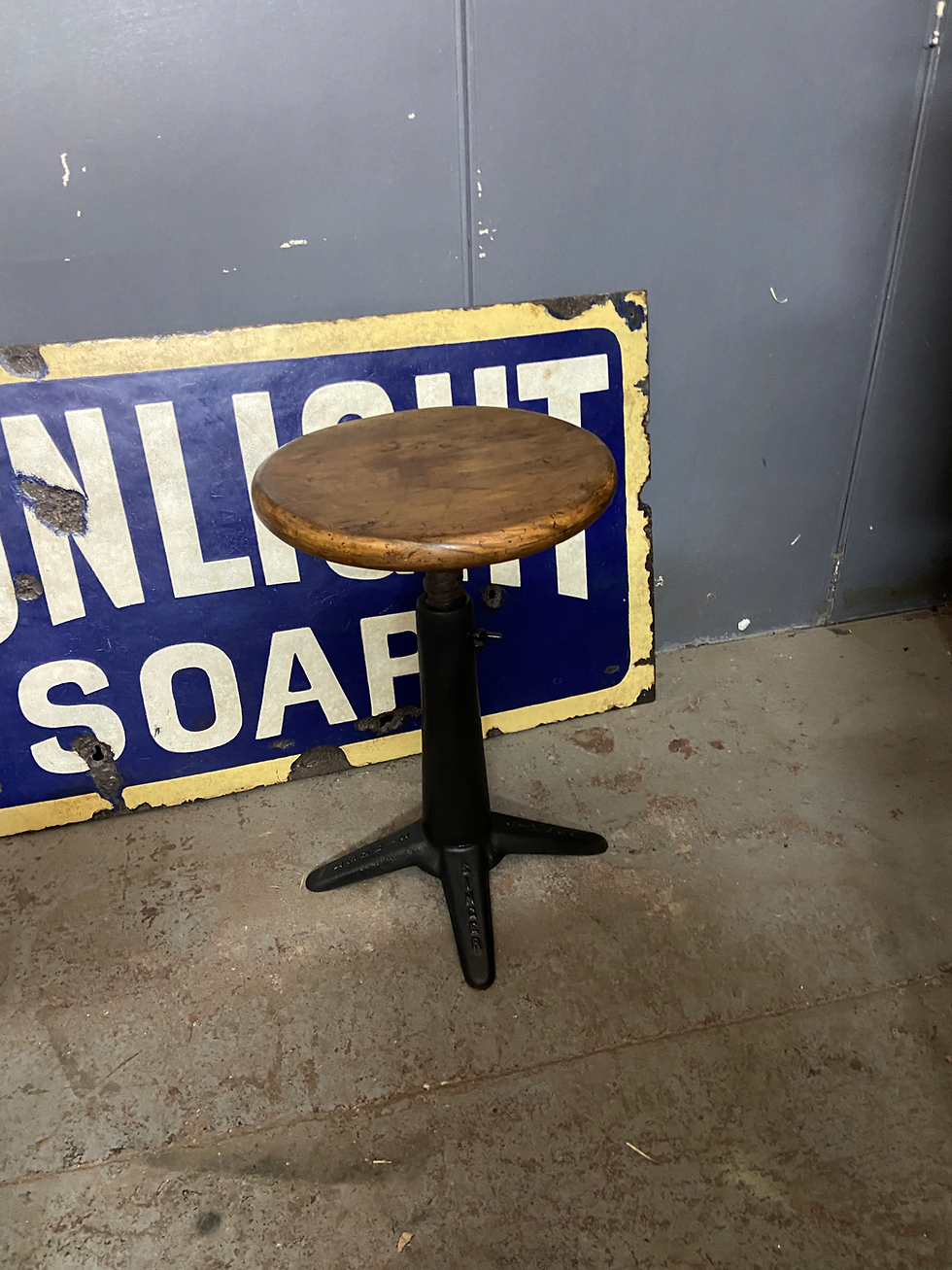 Thumbnail: Vintage Singer Cast Iron Machinist Stool