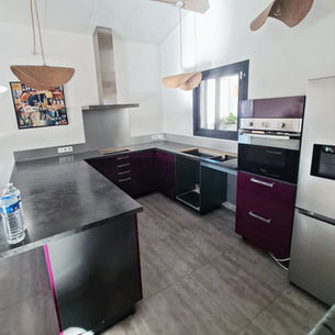 Rénover sa cuisine à moindre coût avec Tintblackprotect Montpellier : Un relooking réussi à Aspères, près de Lunel