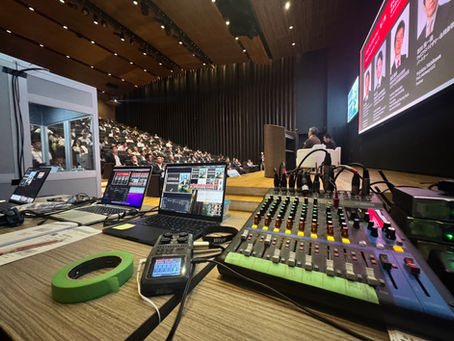 企業報告会での映像撮影