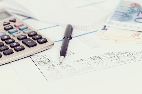 oficina-documentos-cuentas-dinero_144627