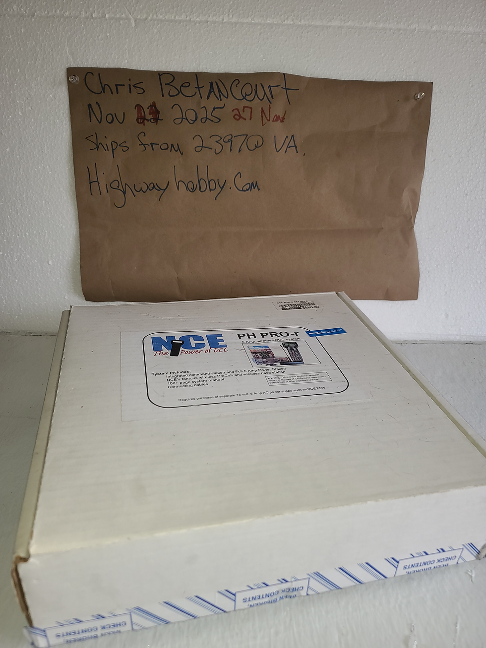 Thumbnail: 5 amp Wireless DCC system. For n gage train layout. 