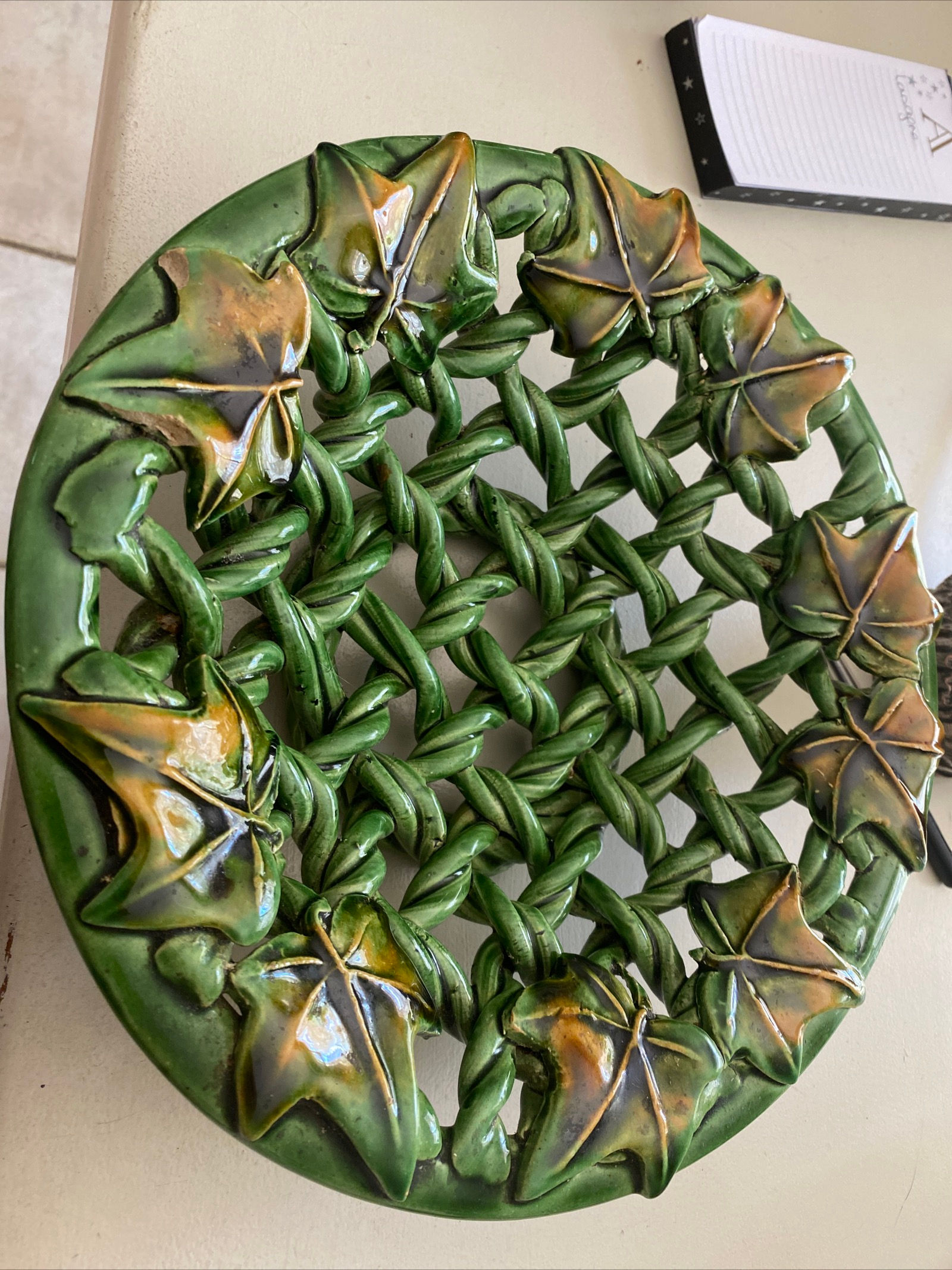 Coupe fruits en céramique tressés 