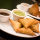 Chicken Samosas (6 Pcs)