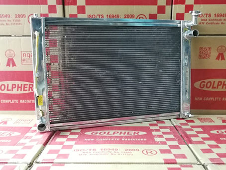 Toyota豐田雅彿 3.0水箱 全銻水箱現價發售 Tel: 23344003