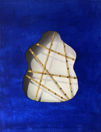 IMG_2361_ultramarine hole chain 33x24cm.jpg