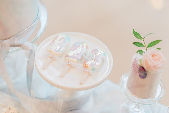 Pastel-Luminescent-Wedding-Dessert-Table