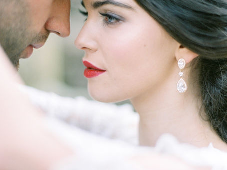 Joy Wed - Fine Art Wedding Blog, Heirloom Editorial with Amelia Johnson Photography and Pamela Baref