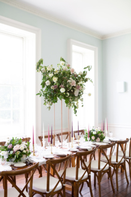 Swanky-London-Wedding-Inspiration-Filled-With-Pretty-Dessert-Ideas-Amanda-Karen-Photography-22-263x395