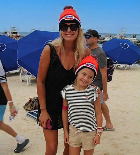 Aruba_Wine_&_Dine_make_the_clouds_go_away_ccd6cff7-45ce-44ff-87a3-788d1252c207_edited_edit