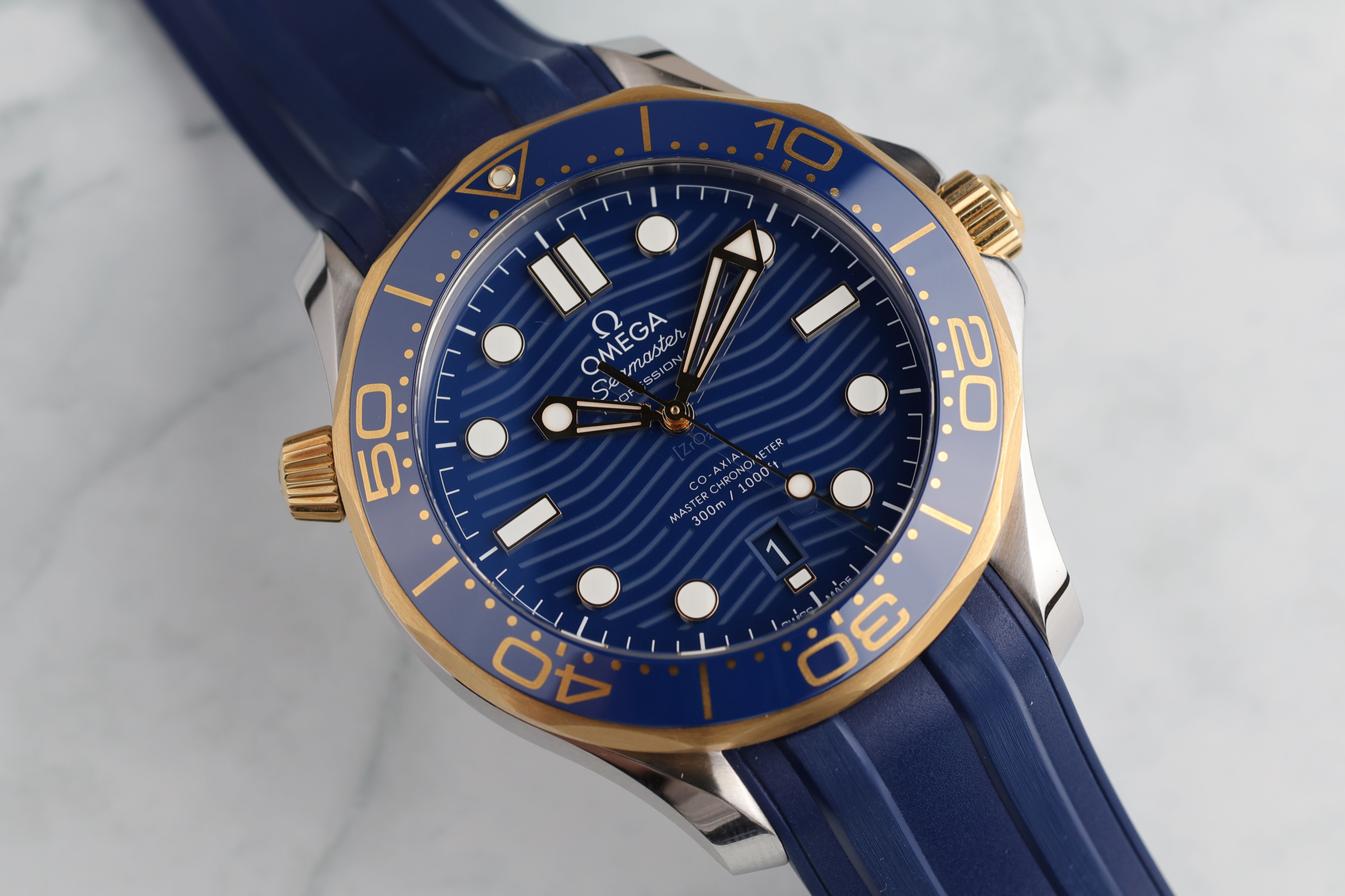 Omega Seamster Diver 300M  210.22.42.20.03.001