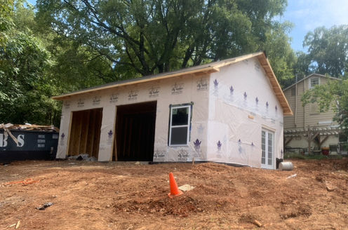 detached garage

