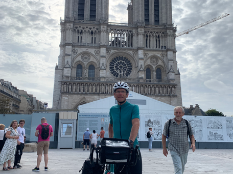 7 sept -Etape 52: Visite cycliste de Paris avec séances photos