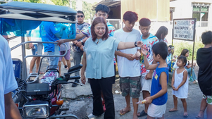 Atty. Imee Cruz, Youth in Action; Namahagi ng almusal sa Brgy. Inaon