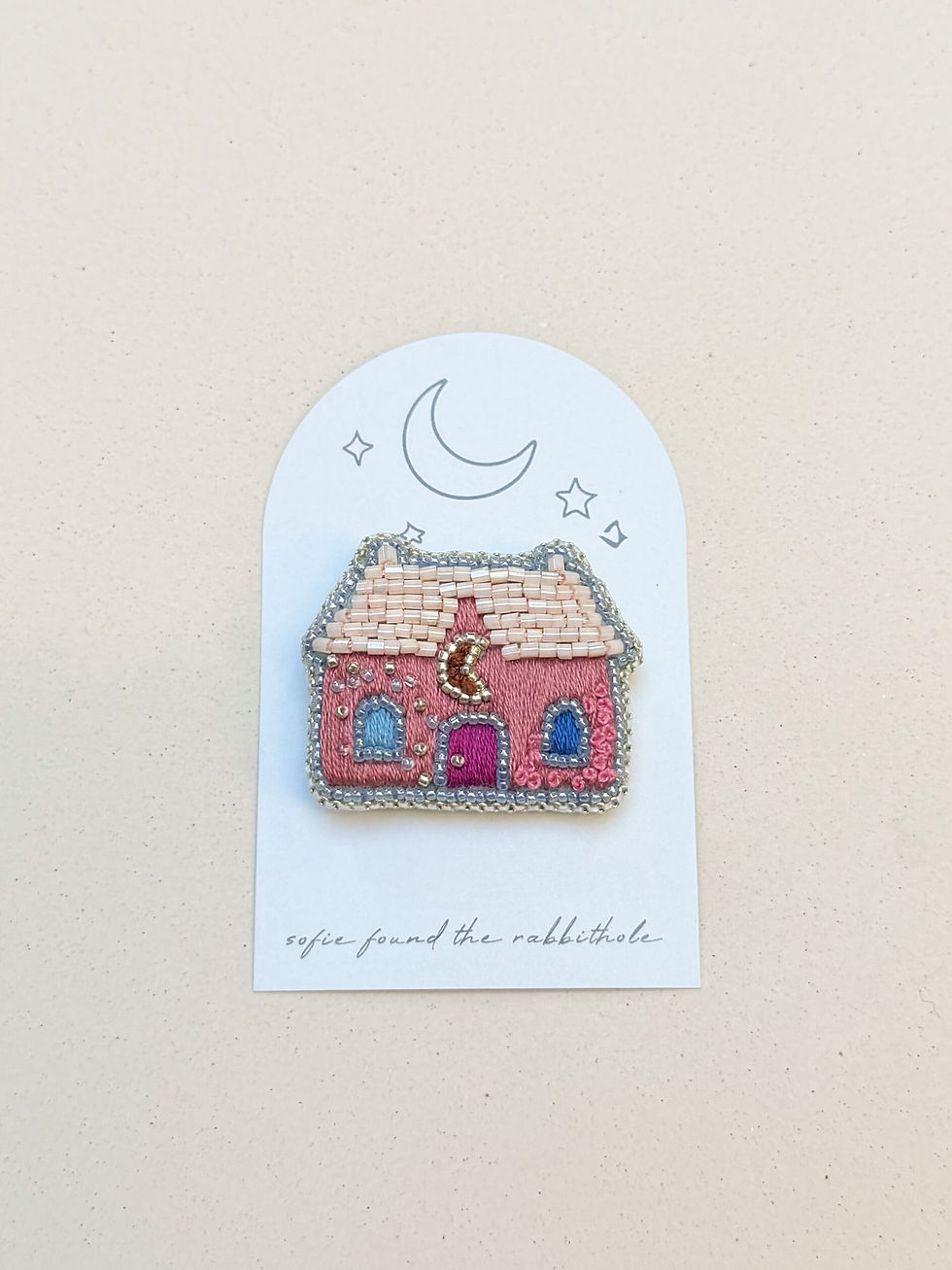 Thumbnail: Brosche Home is where the heart is V