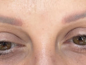 How do we know when lashes or eyebrows are aging?