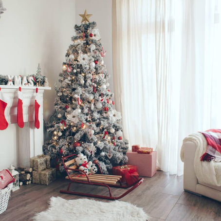 Tips for Keeping Your Home Show-Ready During the Holidays