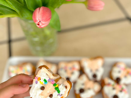 A Foxtastic Breakfast Treat - Cinnamon Roll Foxies