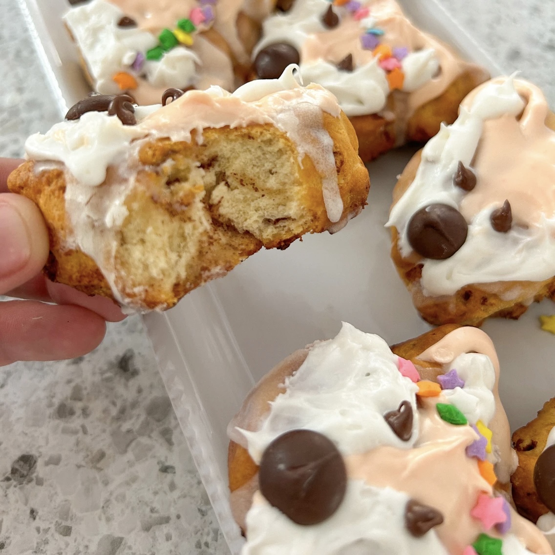 Foxtastic Cinnamon Rolls 