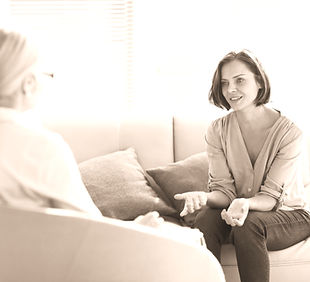 Therapy session_edited_edited.jpg