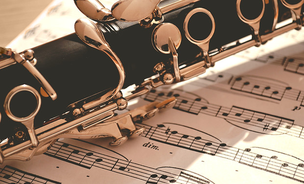 1 clarinete