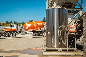 careers-truck-and-carboncure-unit@2x.jpe