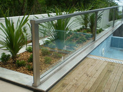 3- Guarda corpo aço inox