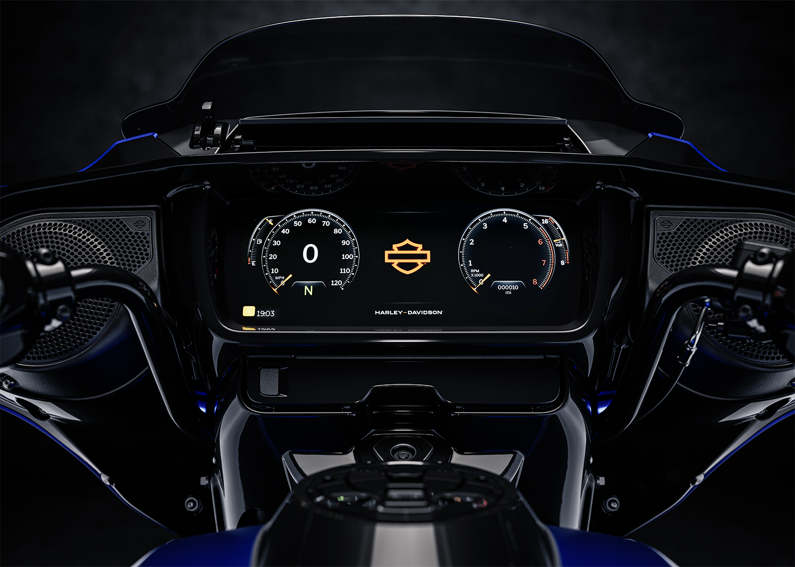 The 12.3-inch Skyline OS TFT display in the 2026 Street Glide fairing