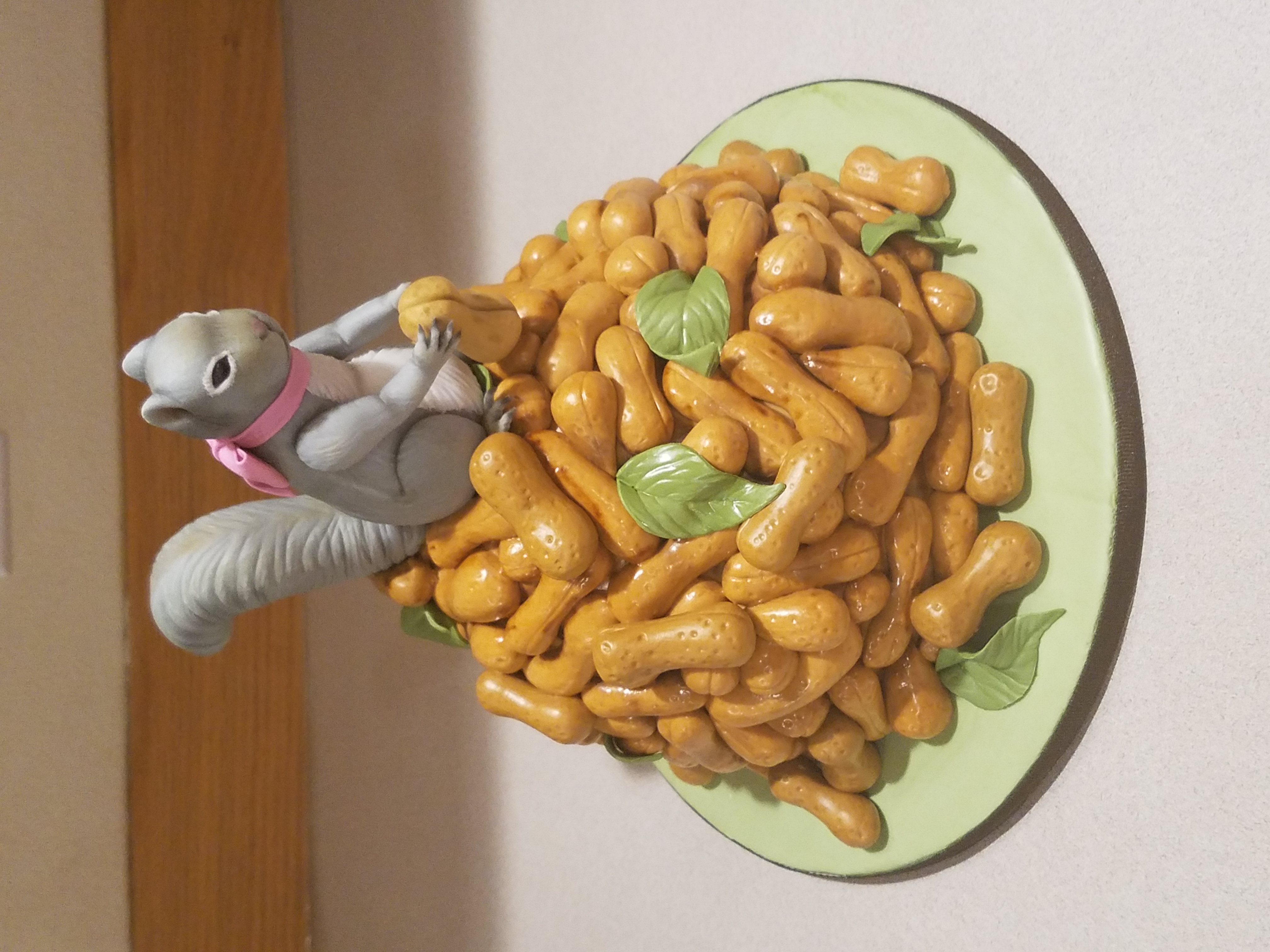 Squirrel and peanut cake
