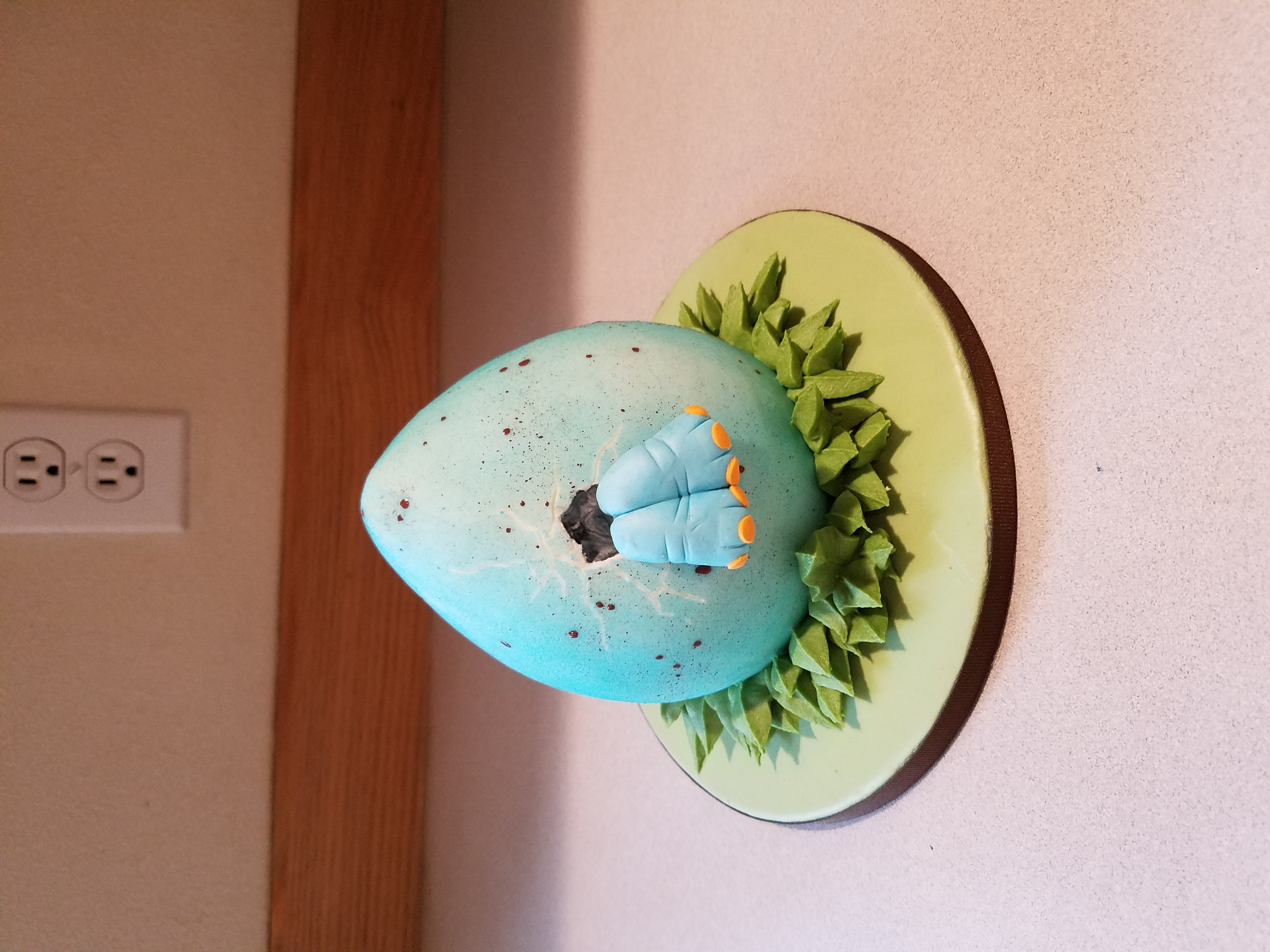 Dino Egg smash cake
