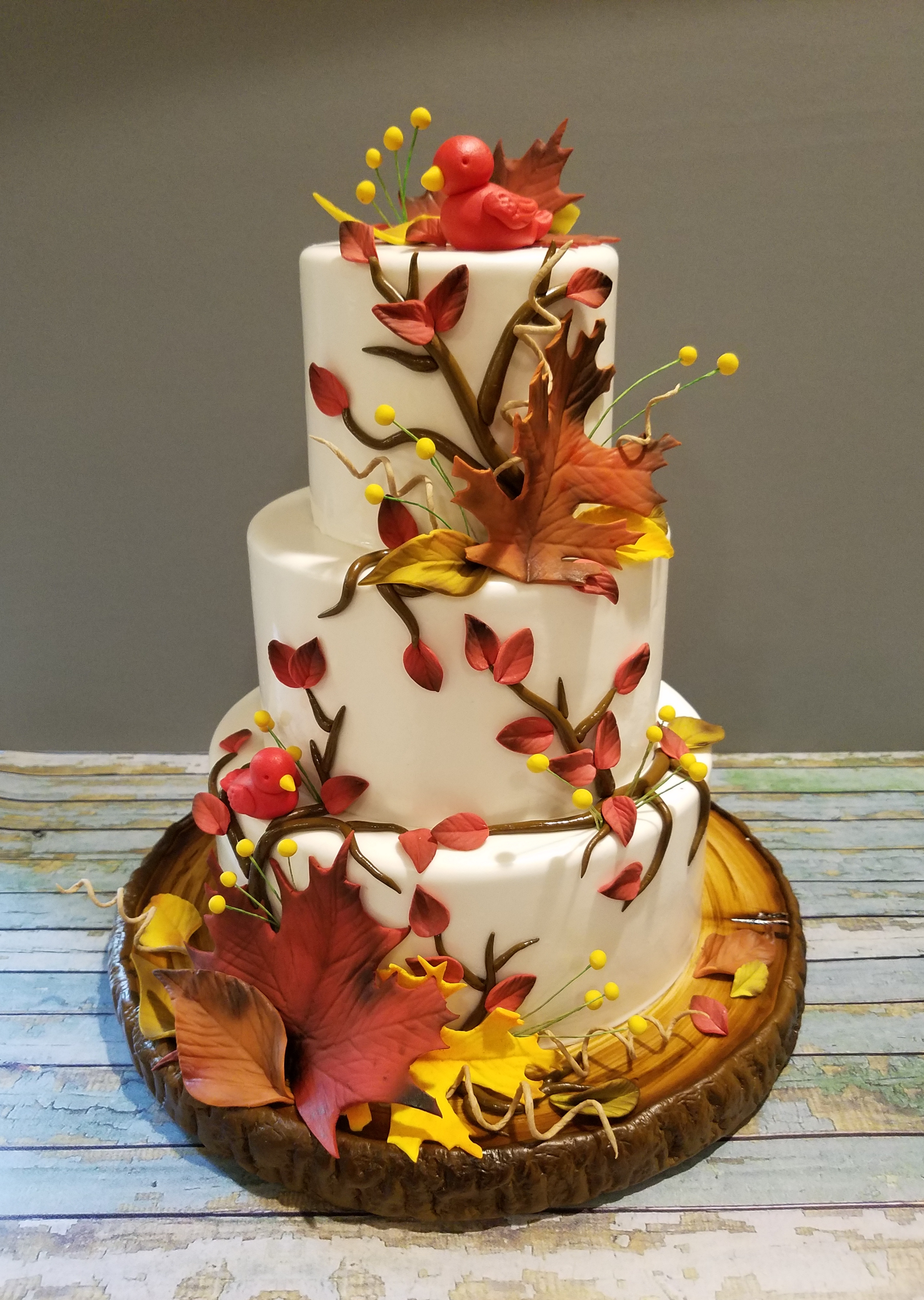 Fall wedding cake in lovely colors