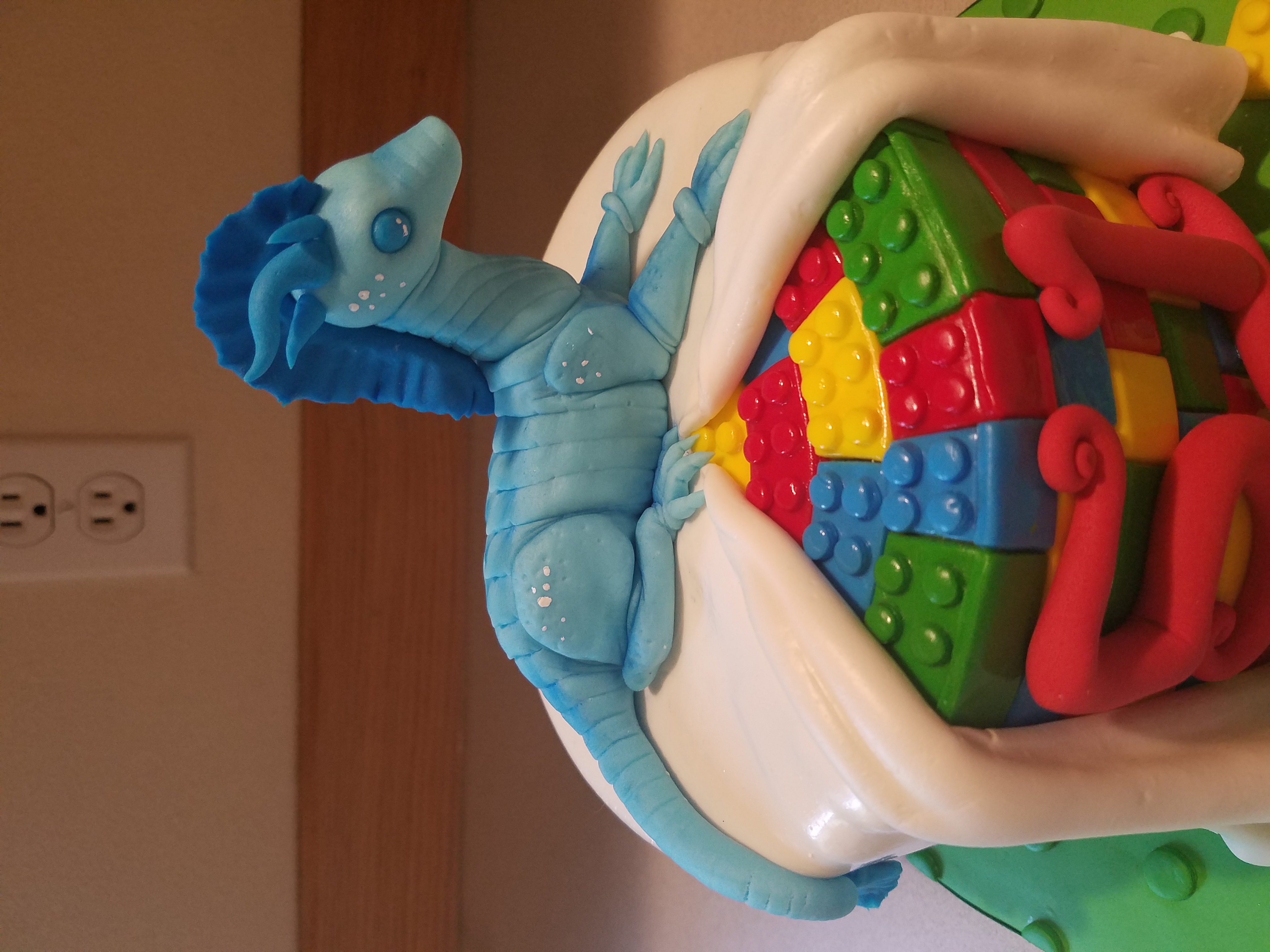 Toy dragon