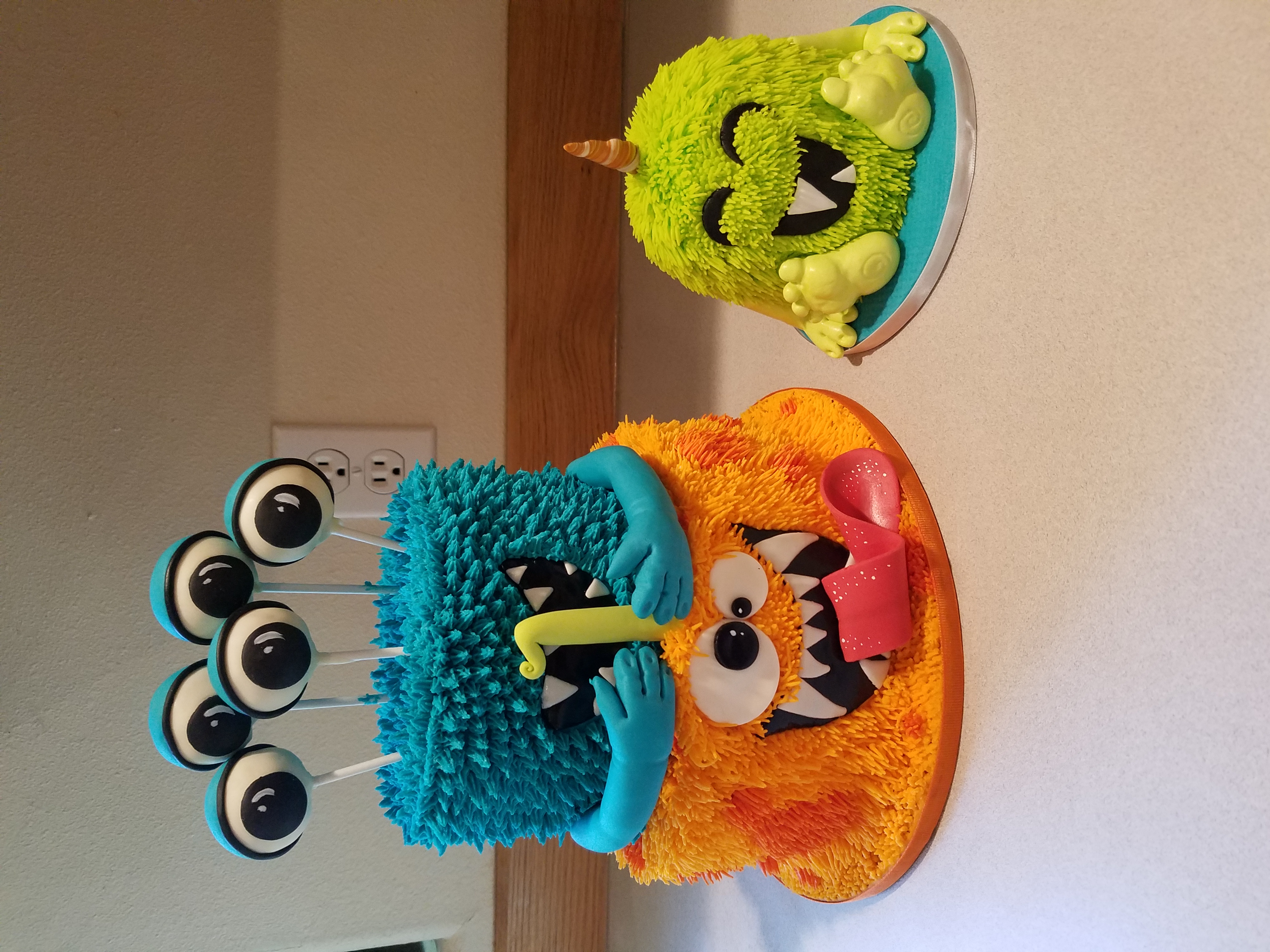 Monster cake set
