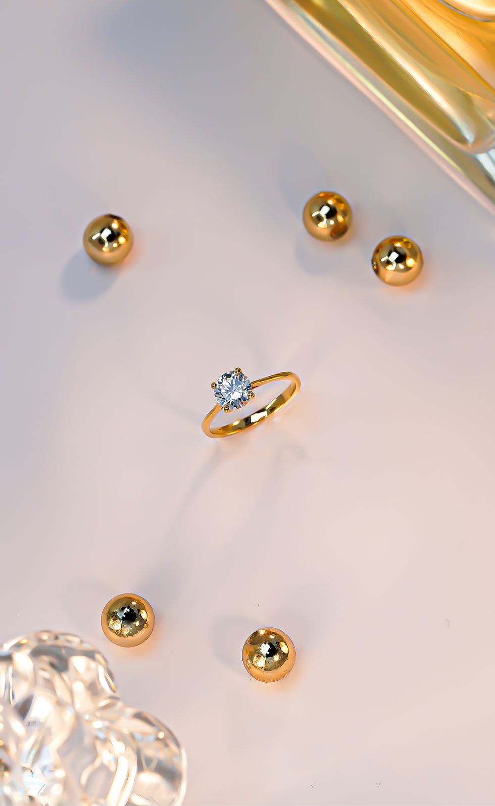 الصورة المصغرة: خاتم سوليتير من الذهب عيار 18 