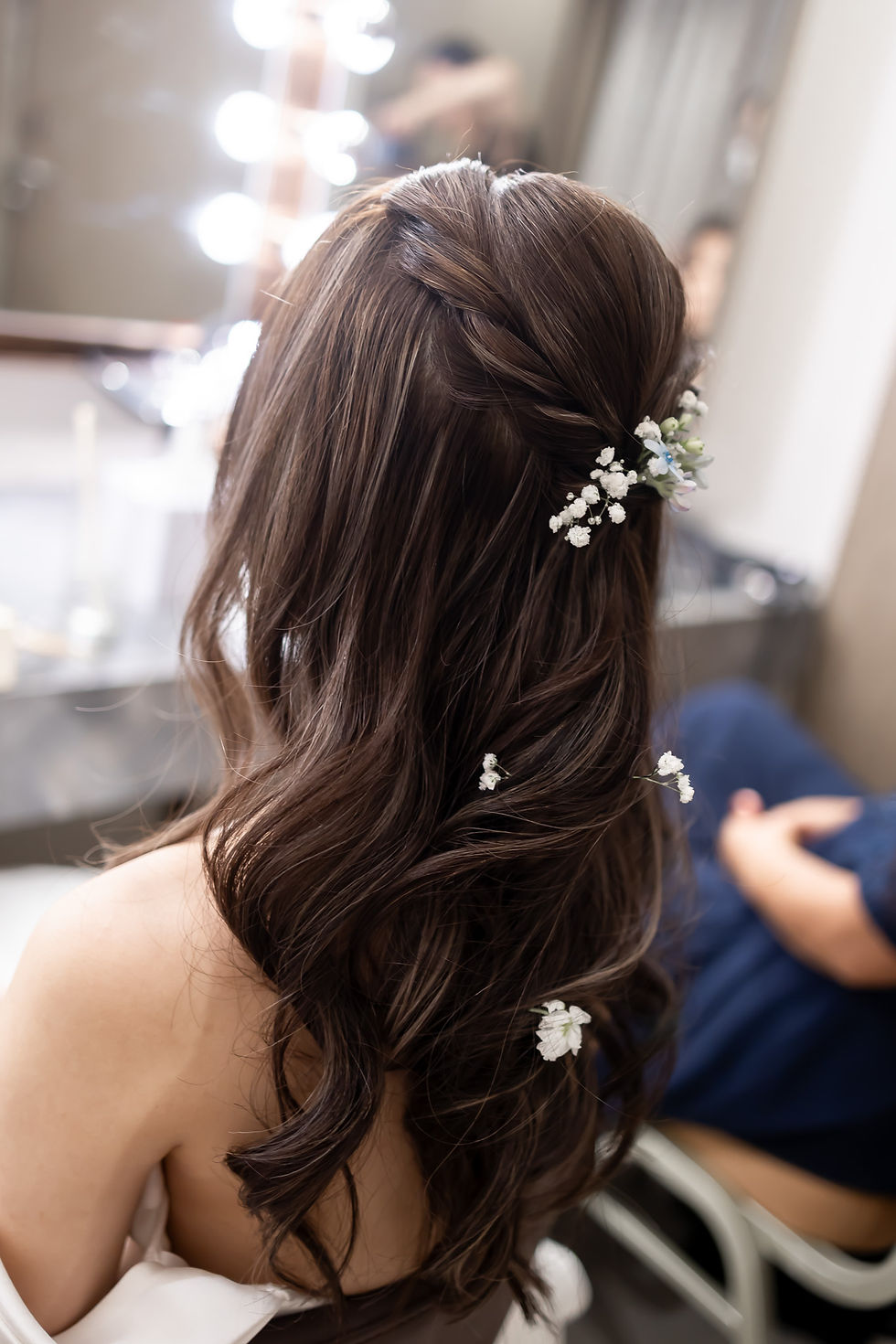 romantic half up hairstyle