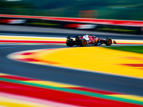 Ferrari: sull'asciutto SF25 competitiva