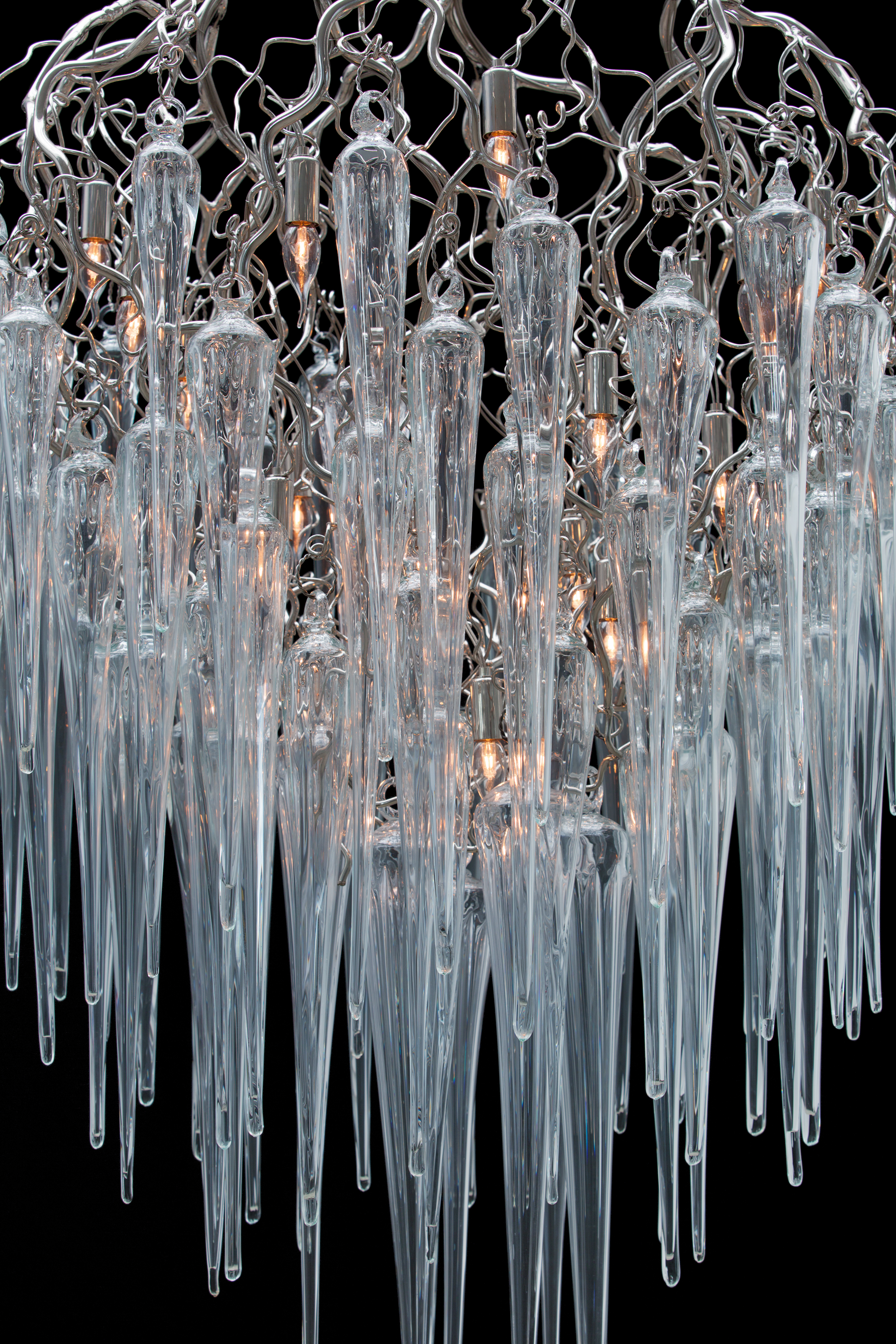 brandvanegmond_hollywood_icicles_chandelier_customised_detailicicles.jpg