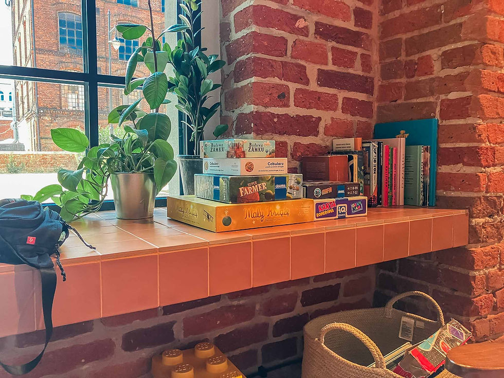 パン・トゥ・ニエ・スタウ