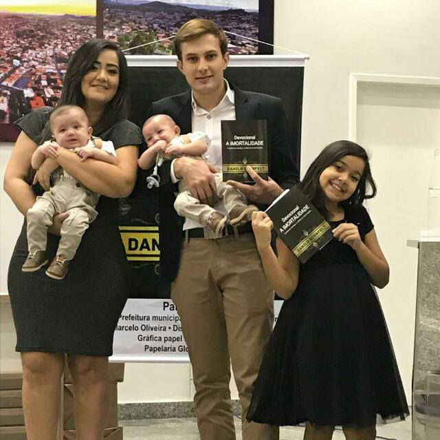 familia feliz.jpg