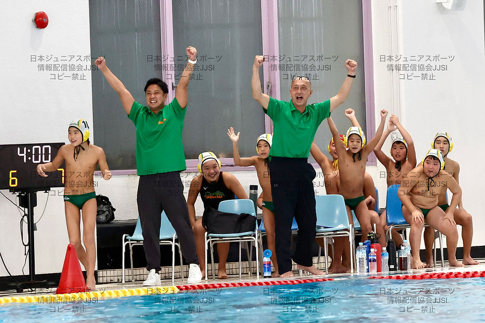 ↑シュートを決めて喜ぶ