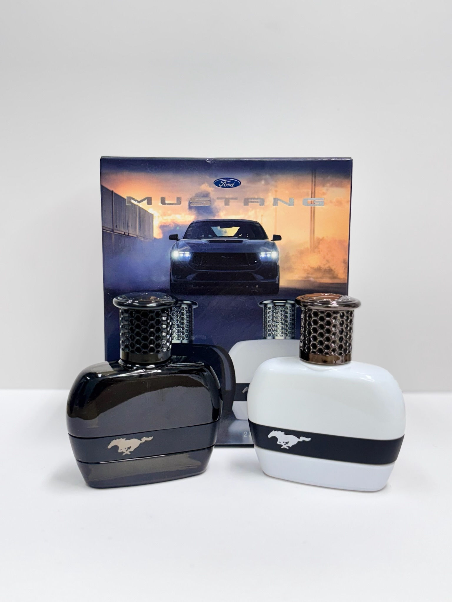 Ford Mustang Black & White 2 Piece Gift Set EDT 50 ml
