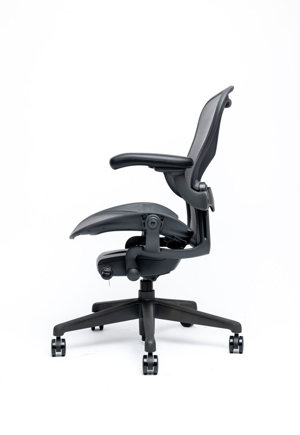 Herman Miller Aeron Remastered Size A Standard